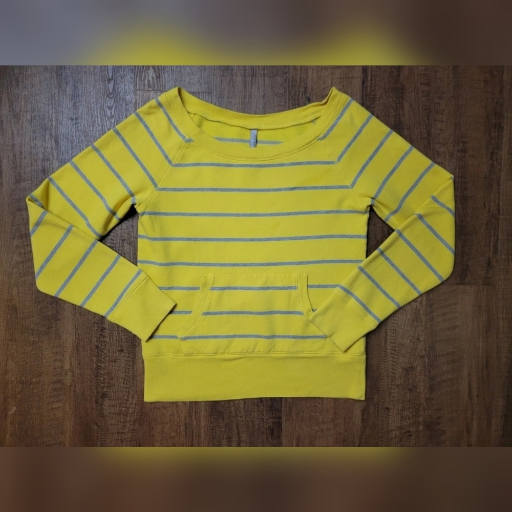 FREE W BUNDLE Old Navy wide neck sweatshirt